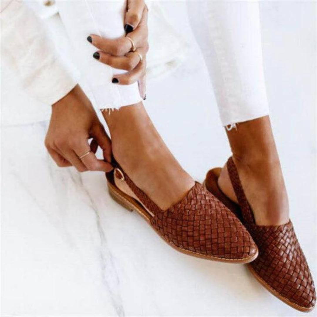 Arielle-Claire™ | Elegantní a pohodlné ručně vyráběné ploché sandály