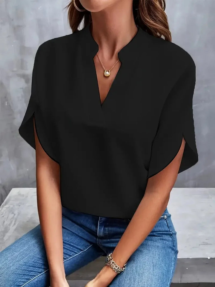 MAGDA - MĚKKÁ ELEGANTNÍ BLŮZKA S V- DEKOLTEM