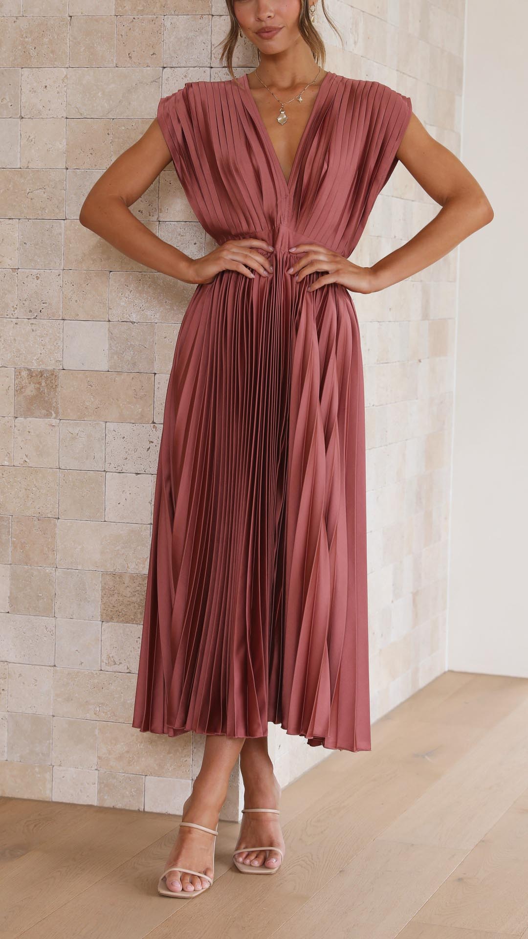 Halina - Lehká a Elegantní Šaty