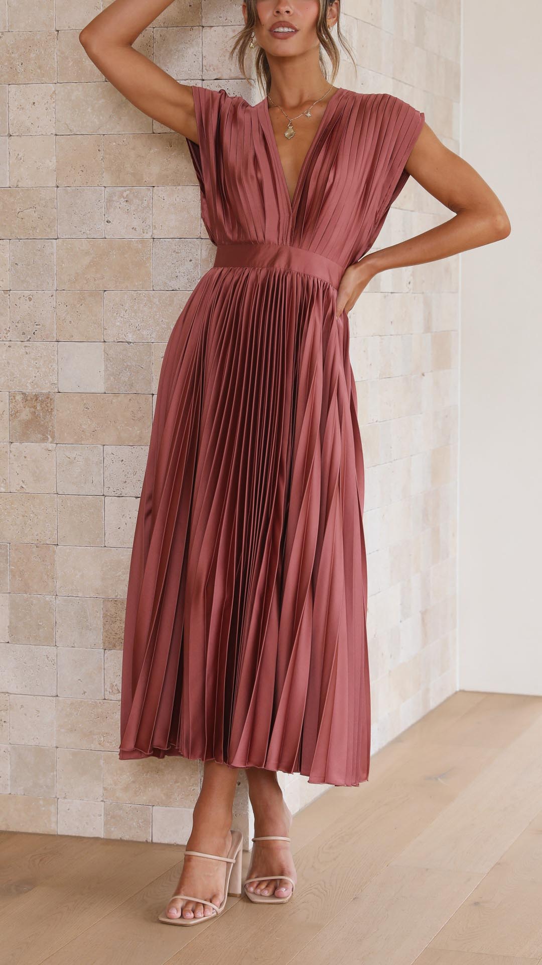 Halina - Lehká a Elegantní Šaty