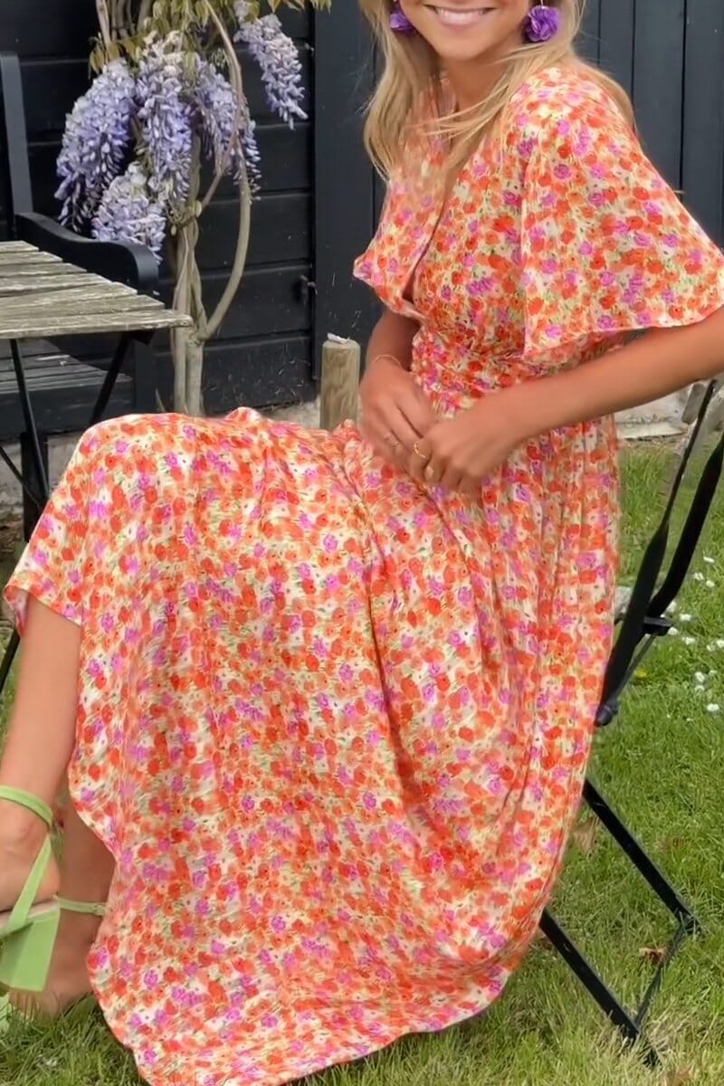 Jagna – Elegantní maxi šaty s výstřihem do V